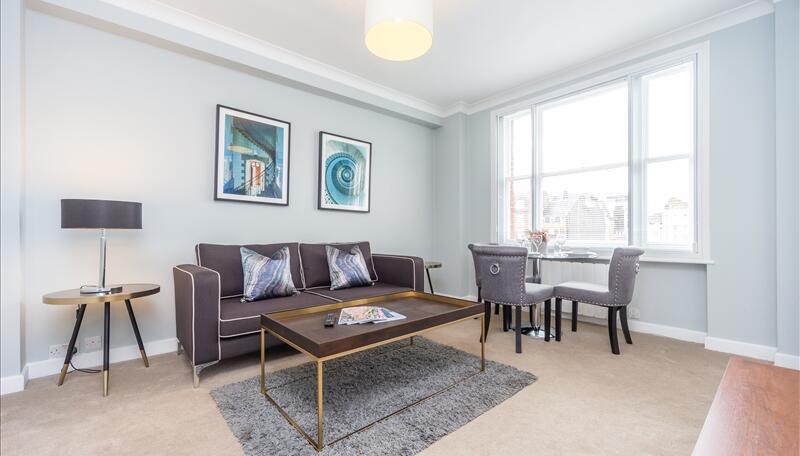1 bed property in 39 Hill Street, London, London